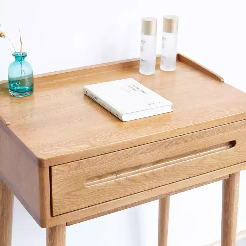Coiffeuse moderne en bois avec tiroirs de rangement, étagères amovibles et bords surélevésDesign minimaliste pour salons