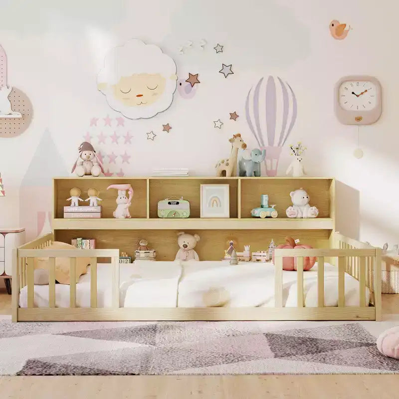 Lit de sol Montessori pleine grandeur avec étagères de rangement et barrières de sécurité Rose/Naturel/Blanc/Gris