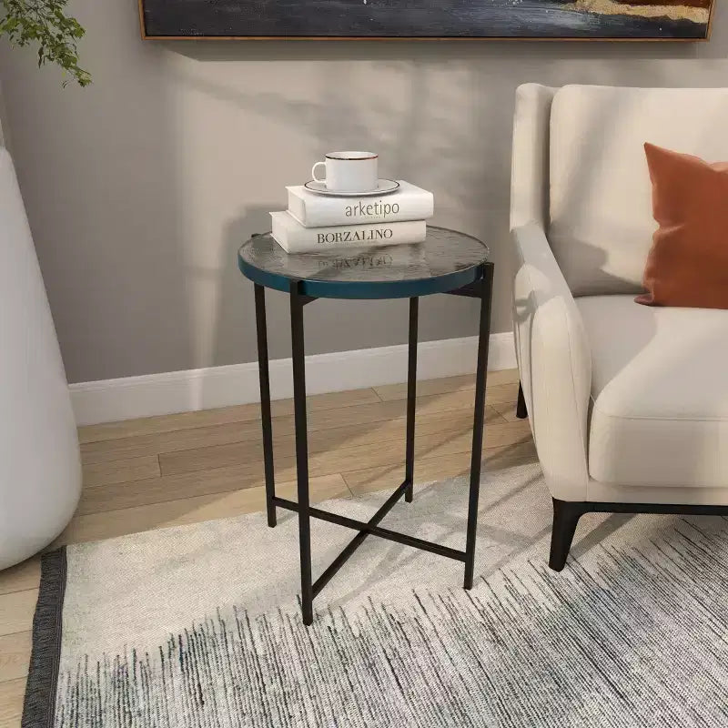 Table d'appoint en métal noir en forme de X avec plateau en verre texturé : design contemporain, aucun assemblage requis