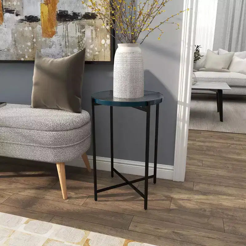 Table d'appoint en métal noir en forme de X avec plateau en verre texturé : design contemporain, aucun assemblage requis