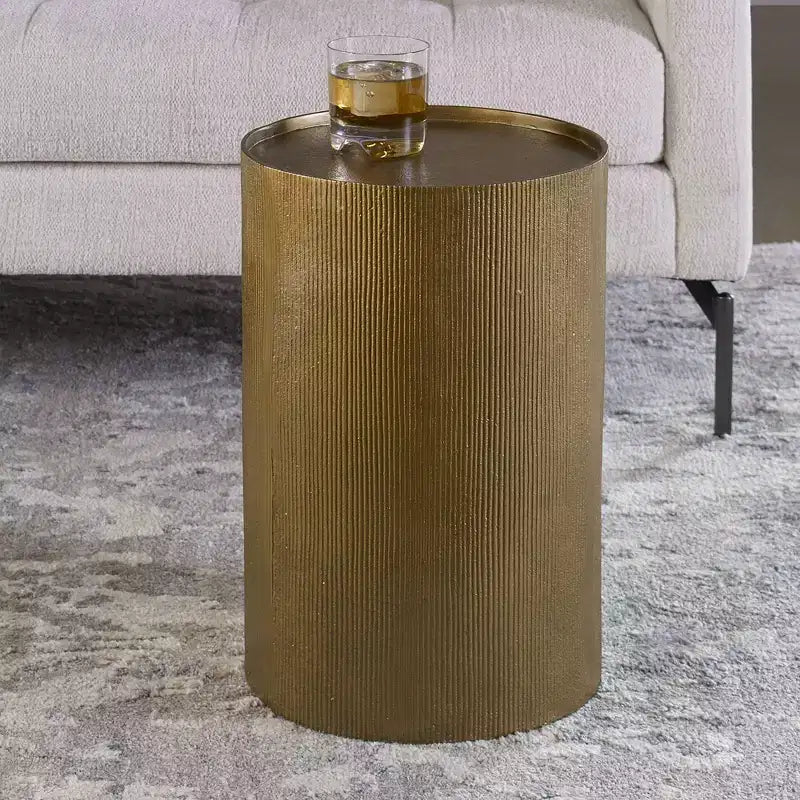 Table d'appoint ronde Glam en aluminium 12 po de large Or antique pour salon, chambre, chevet, entrée, bureau, salle de bain